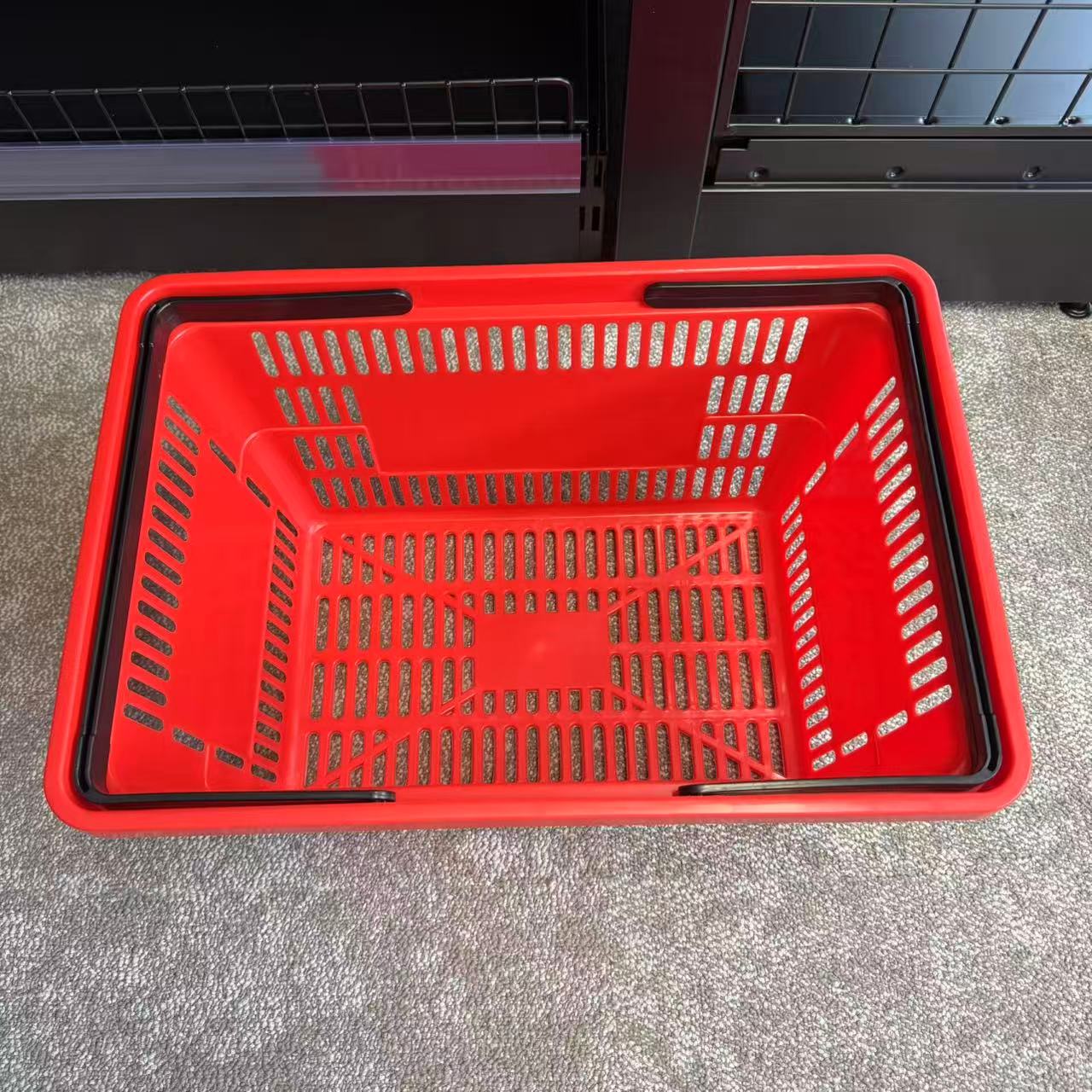Shopping Basket – Red