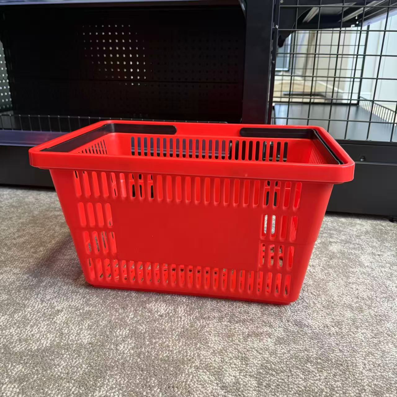 Shopping Basket – Red