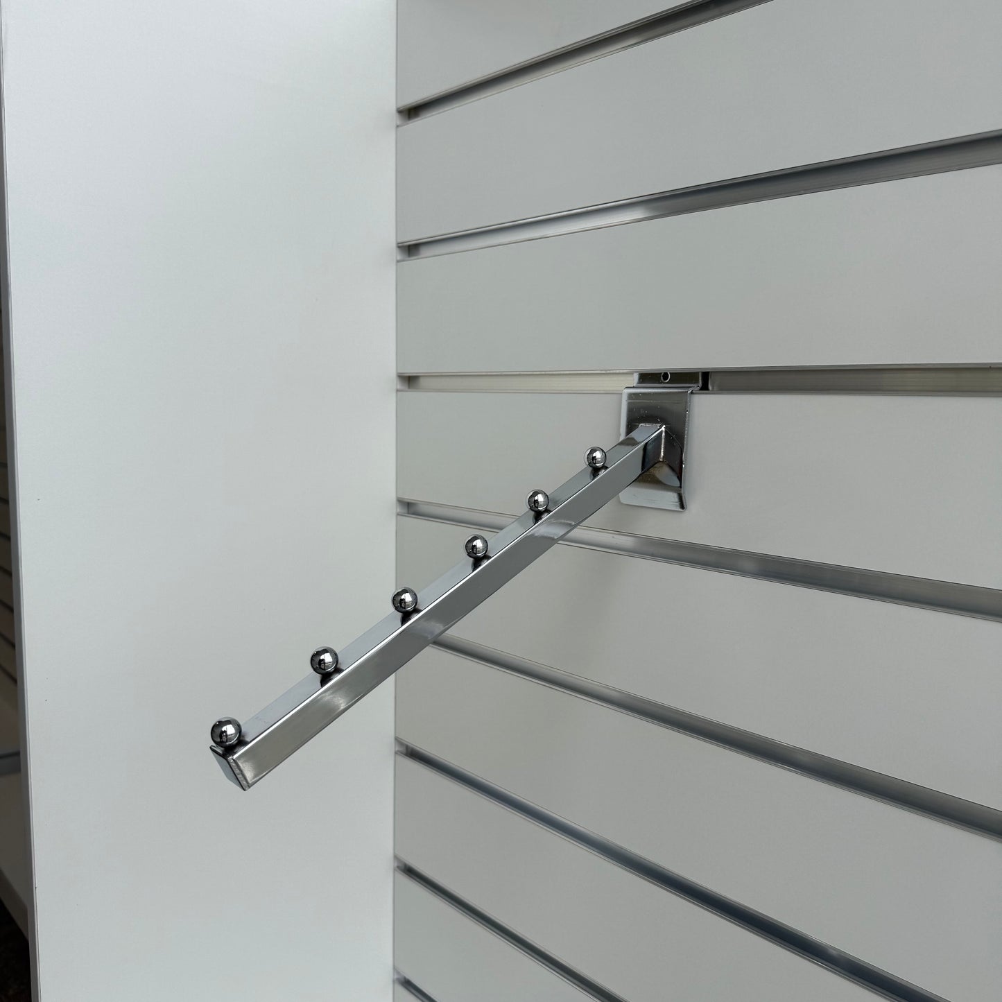 Slatwall Chrome 6 ball waterfall arm 300mm